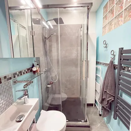 Apartament Confortable Canal Saint Martin 10e *